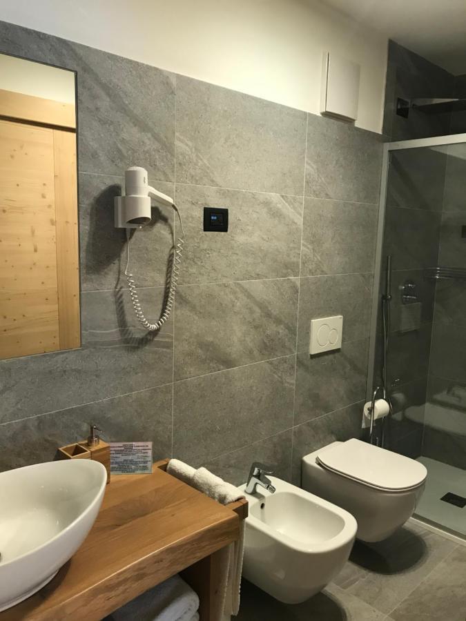 Hotel Piedibosco موينا المظهر الخارجي الصورة