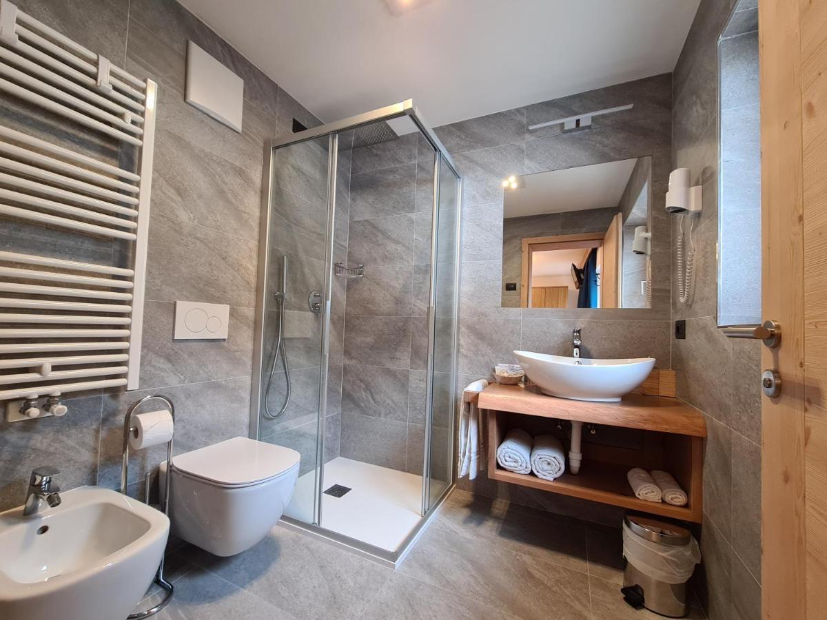 Hotel Piedibosco موينا المظهر الخارجي الصورة