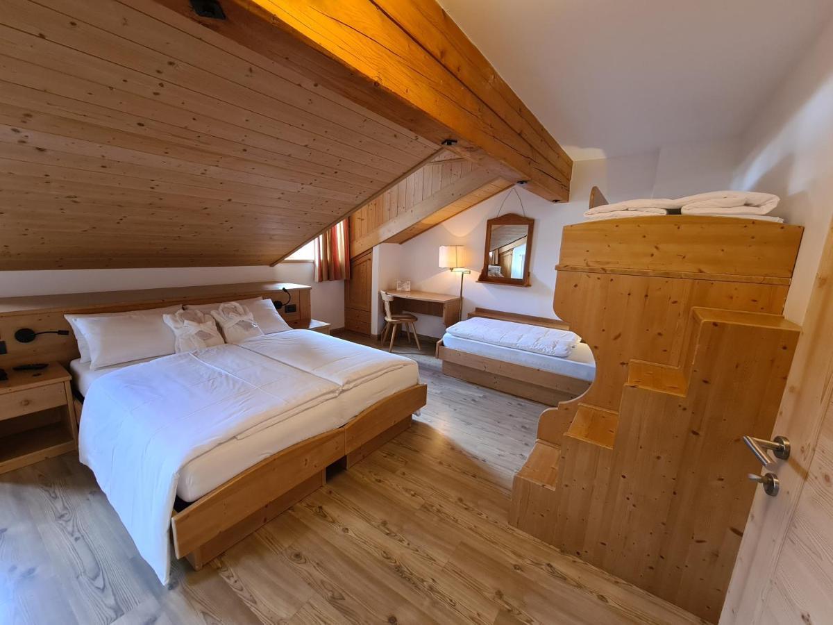Hotel Piedibosco موينا المظهر الخارجي الصورة