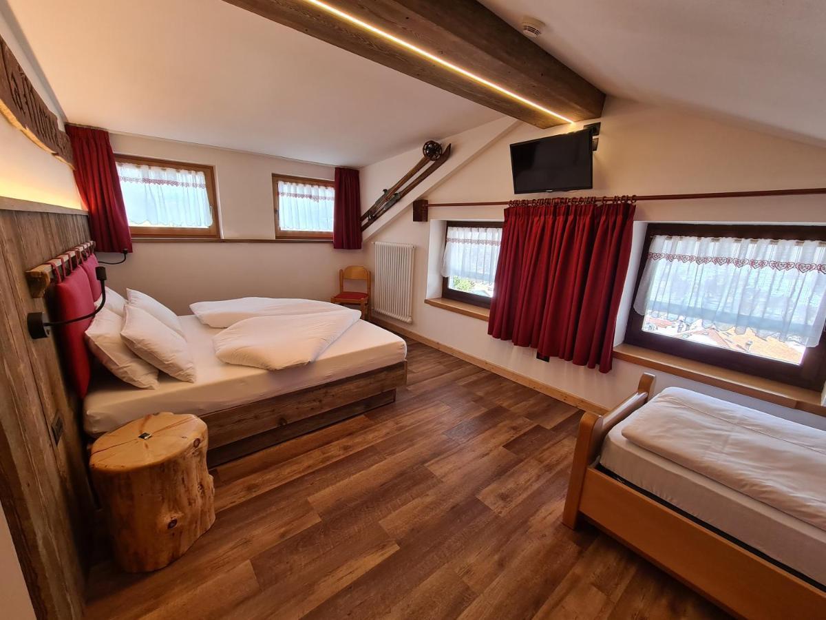 Hotel Piedibosco موينا المظهر الخارجي الصورة