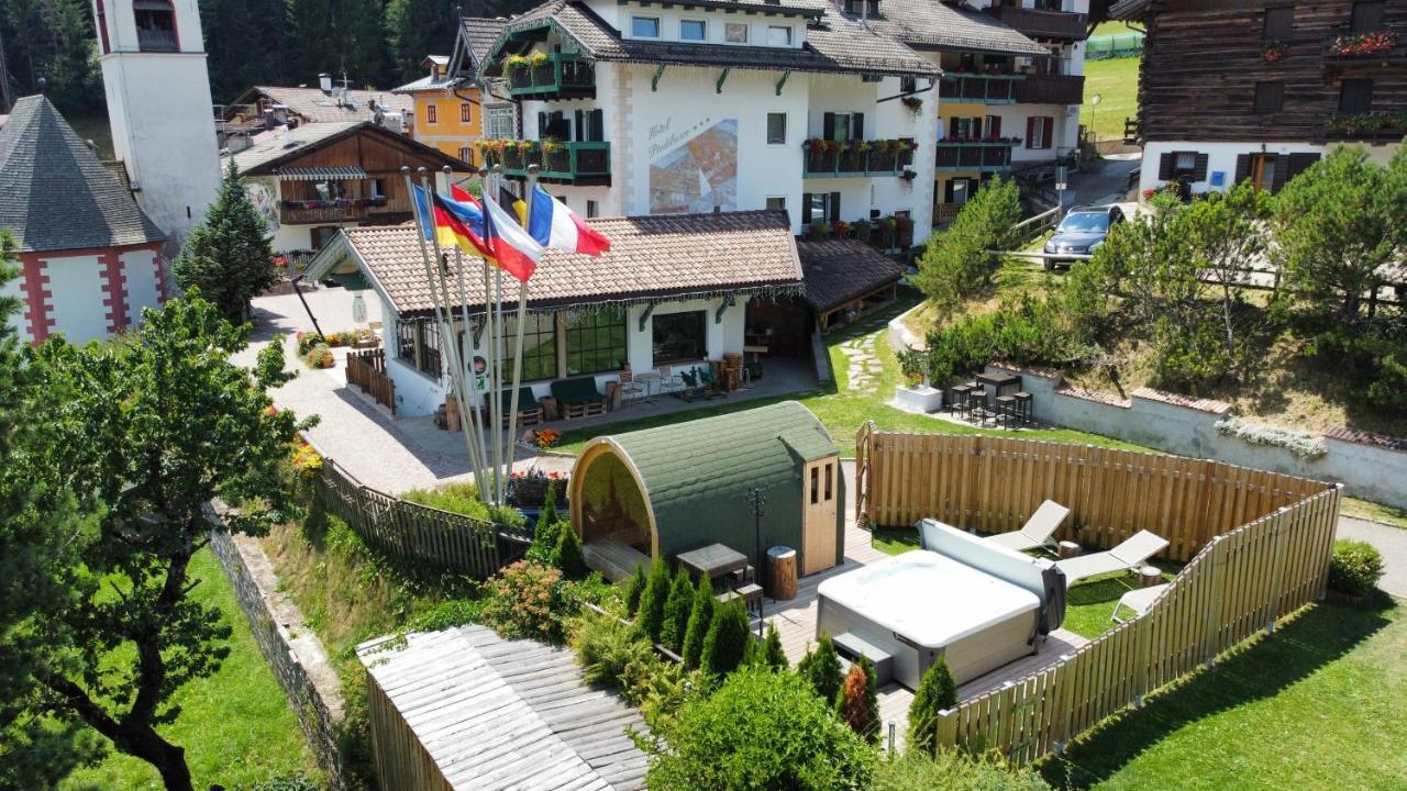 Hotel Piedibosco موينا المظهر الخارجي الصورة