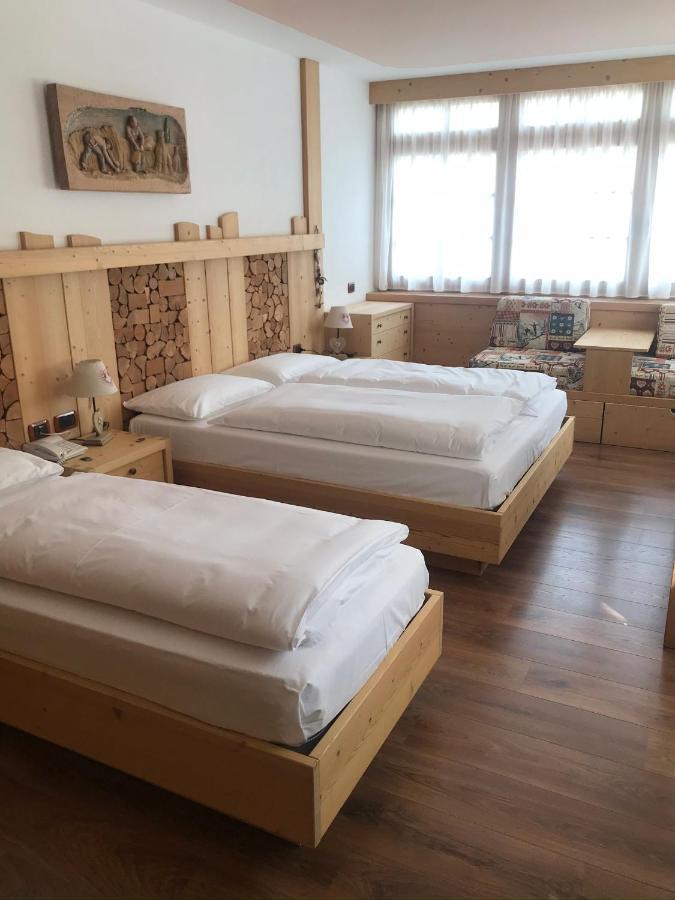 Hotel Piedibosco موينا المظهر الخارجي الصورة