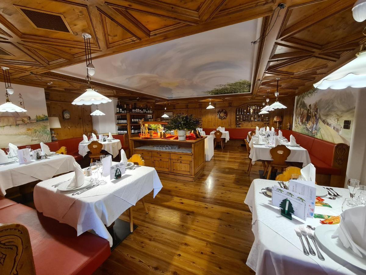 Hotel Piedibosco موينا المظهر الخارجي الصورة
