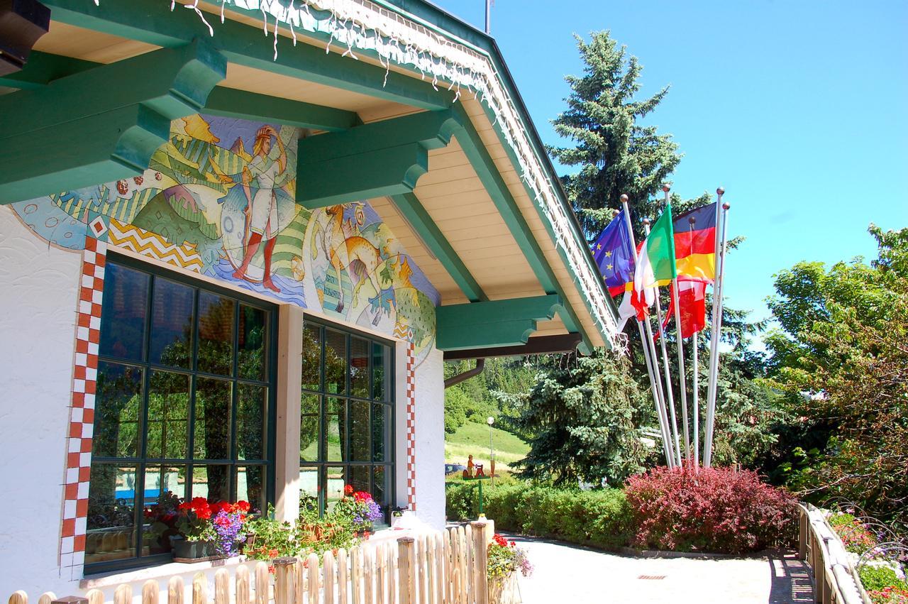 Hotel Piedibosco موينا المظهر الخارجي الصورة