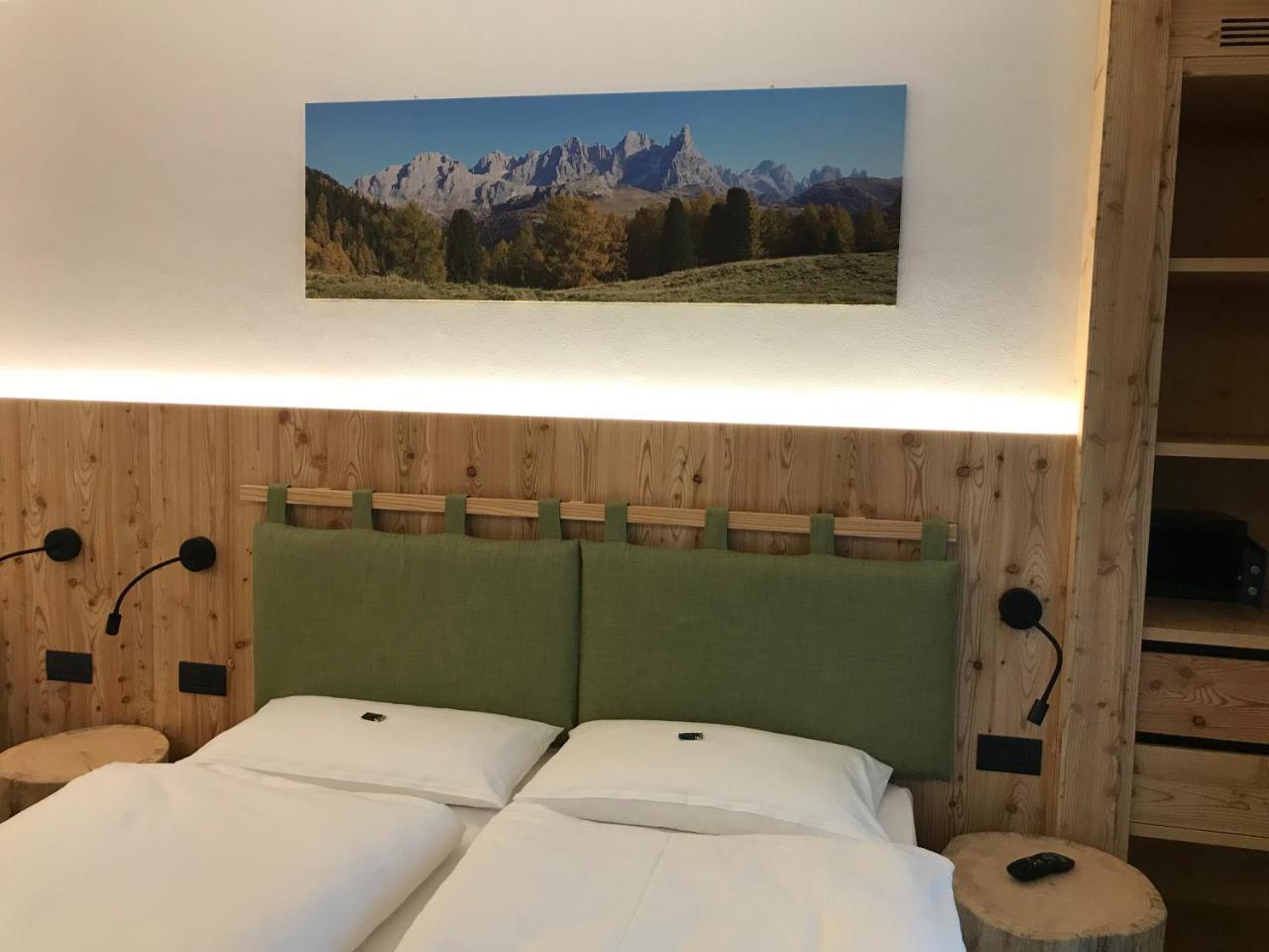 Hotel Piedibosco موينا المظهر الخارجي الصورة