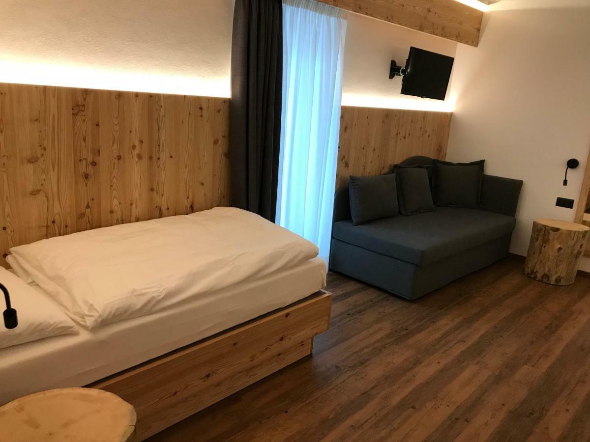 Hotel Piedibosco موينا المظهر الخارجي الصورة